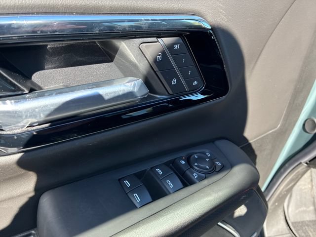 New 2026 Chevrolet Tahoe RST w/ RST Capability Package AWD/4WD image 12