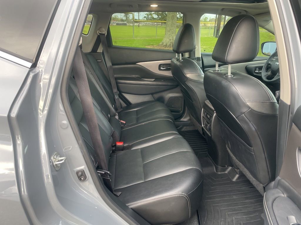 Used 2022 Nissan Murano SL w/ SL Moonroof Package image 15