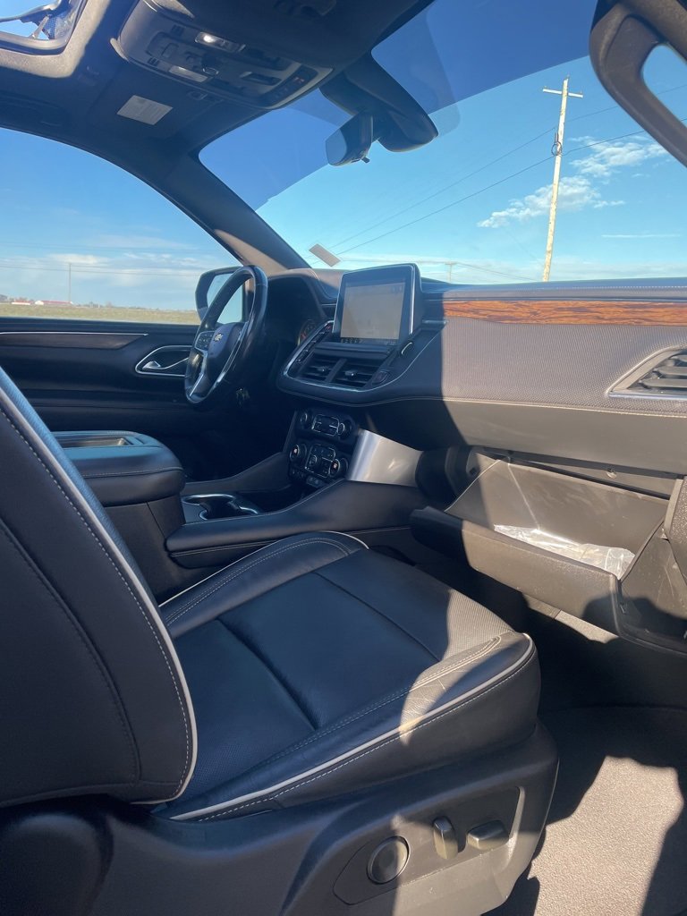 Used 2021 Chevrolet Suburban Premier w/ Premium Package image 45
