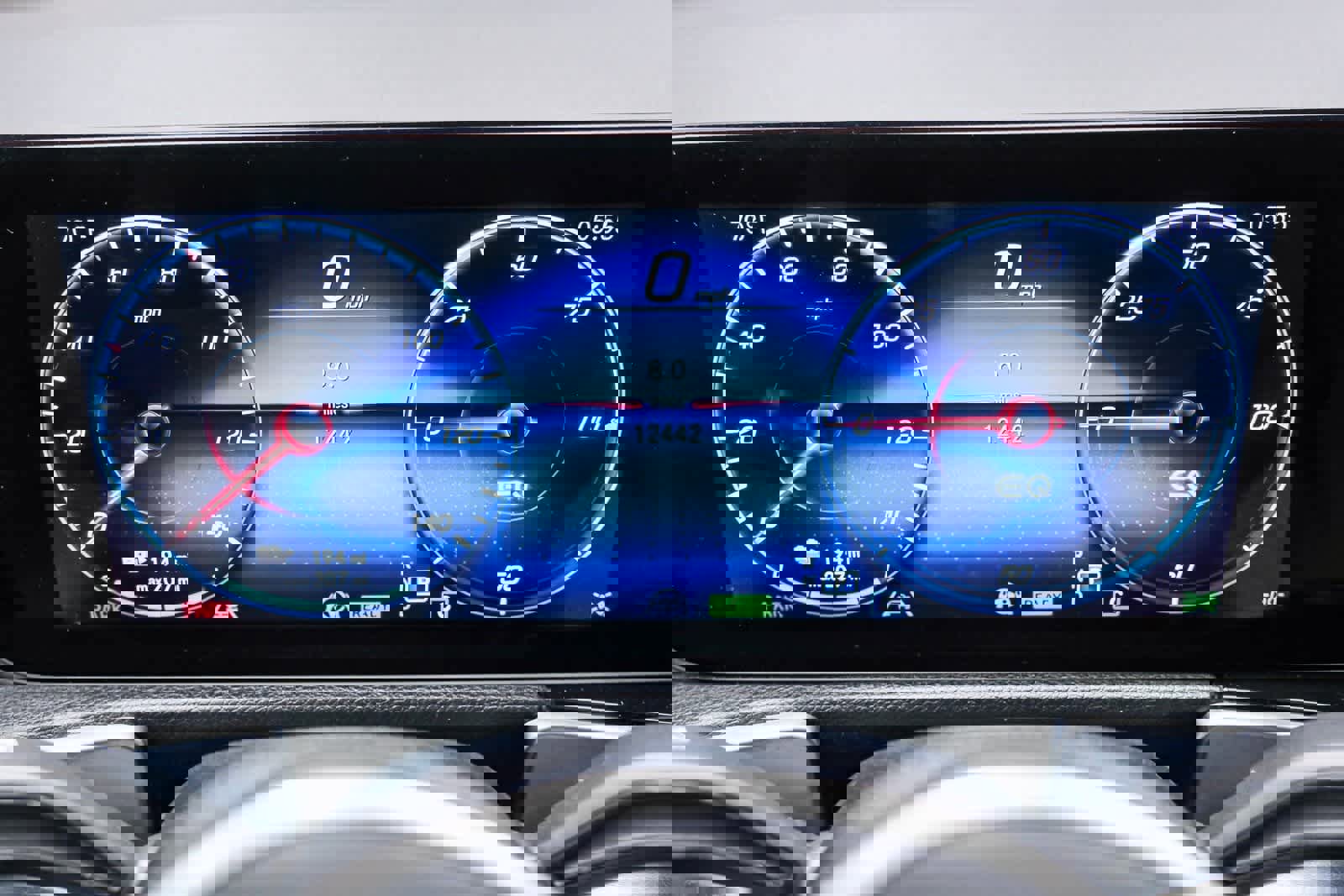 Certified 2022 Mercedes-Benz EQB 300 4MATIC image 25