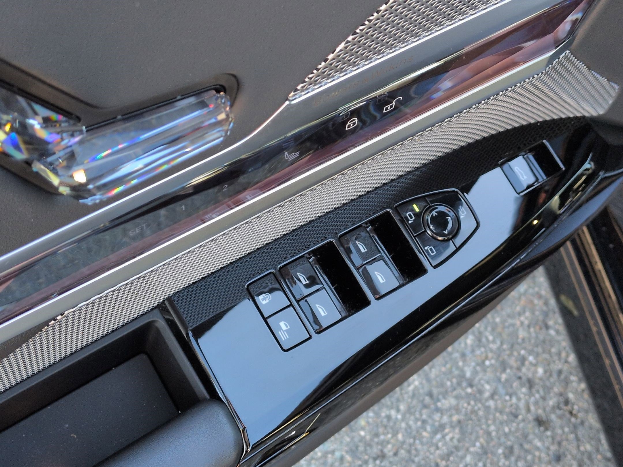 Used 2024 BMW 760i xDrive 760i xDrive w/ Premium Package 2 image 15