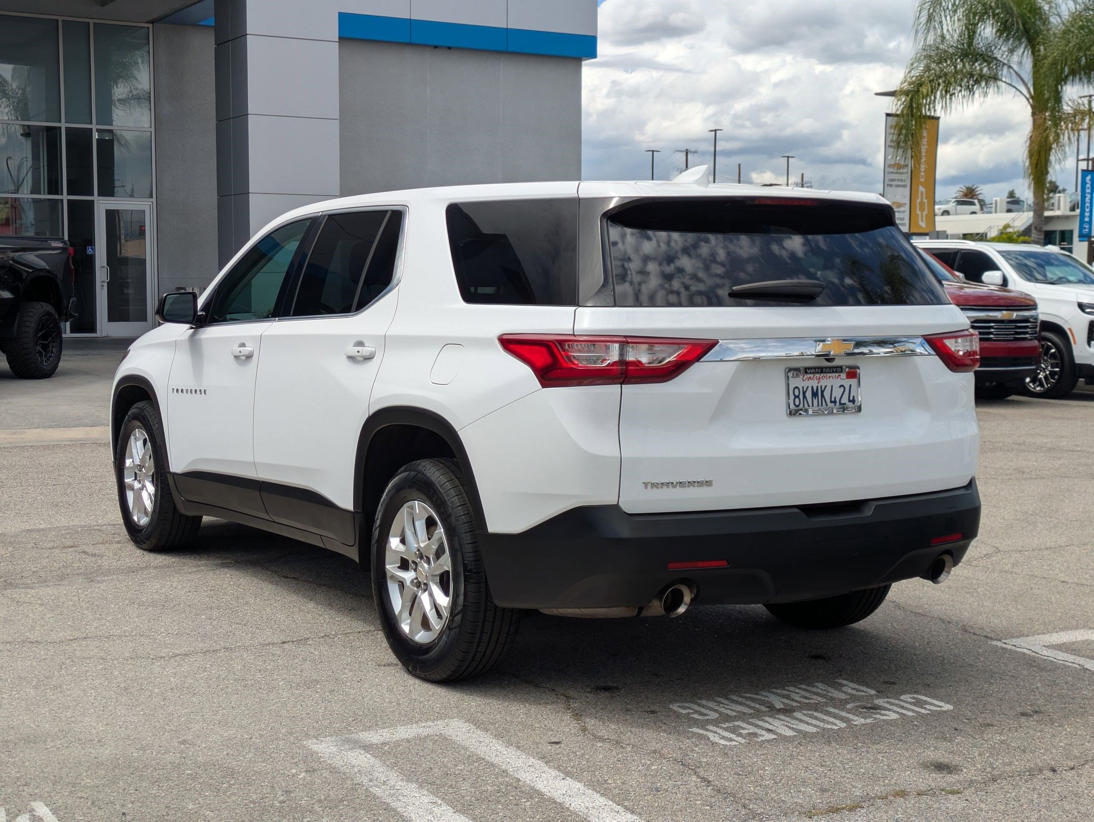 Used 2019 Chevrolet Traverse LS image 7