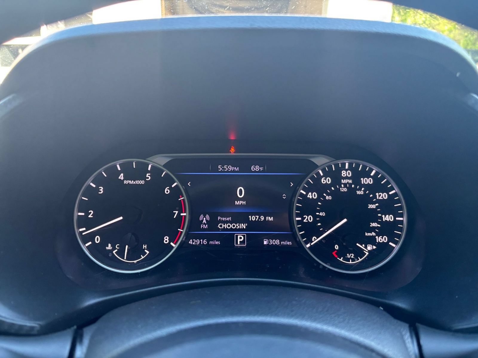 Used 2024 Nissan Sentra SV FWD image 34