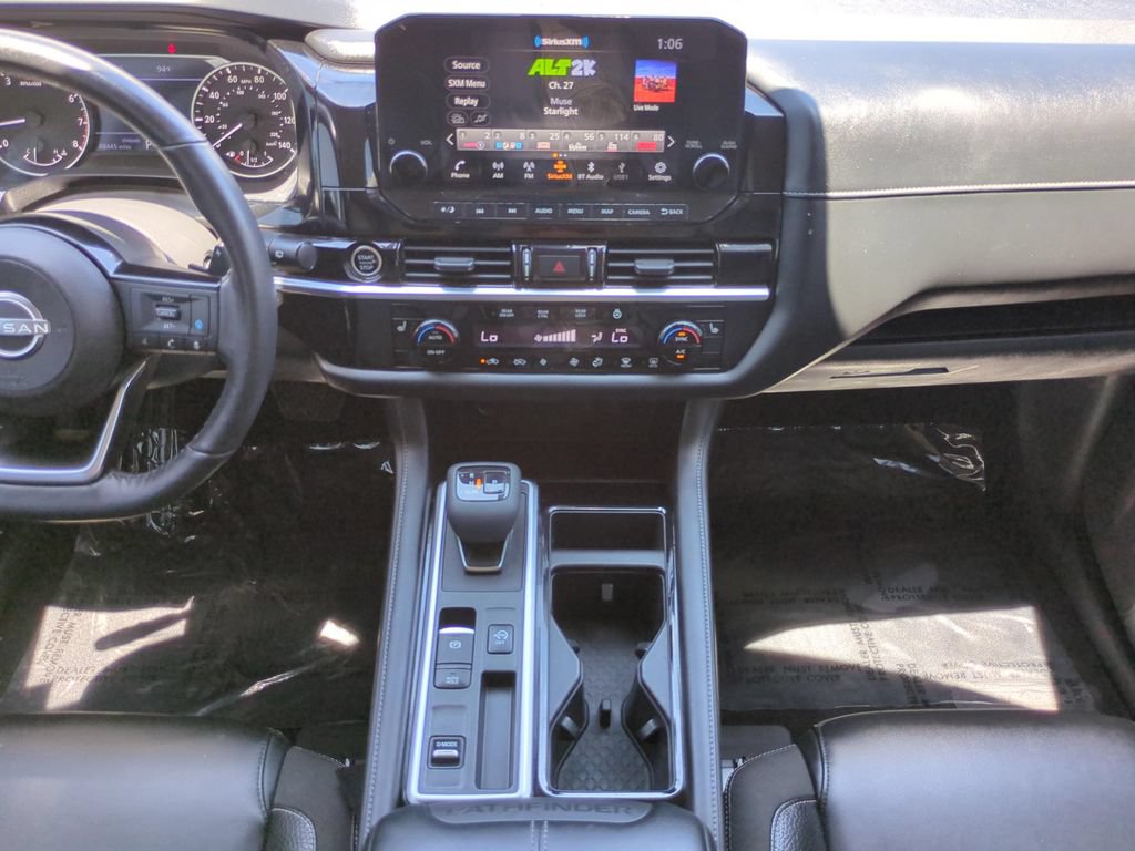Certified 2022 Nissan Pathfinder SL FWD image 15