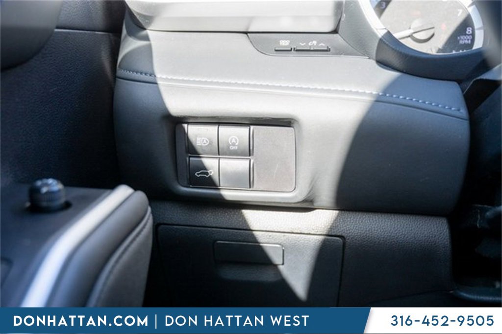 Used 2024 Toyota Highlander XLE image 15