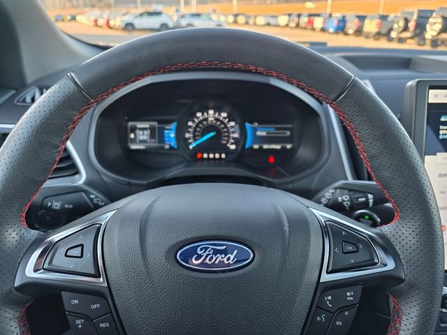 Used 2024 Ford Edge ST-Line image 15
