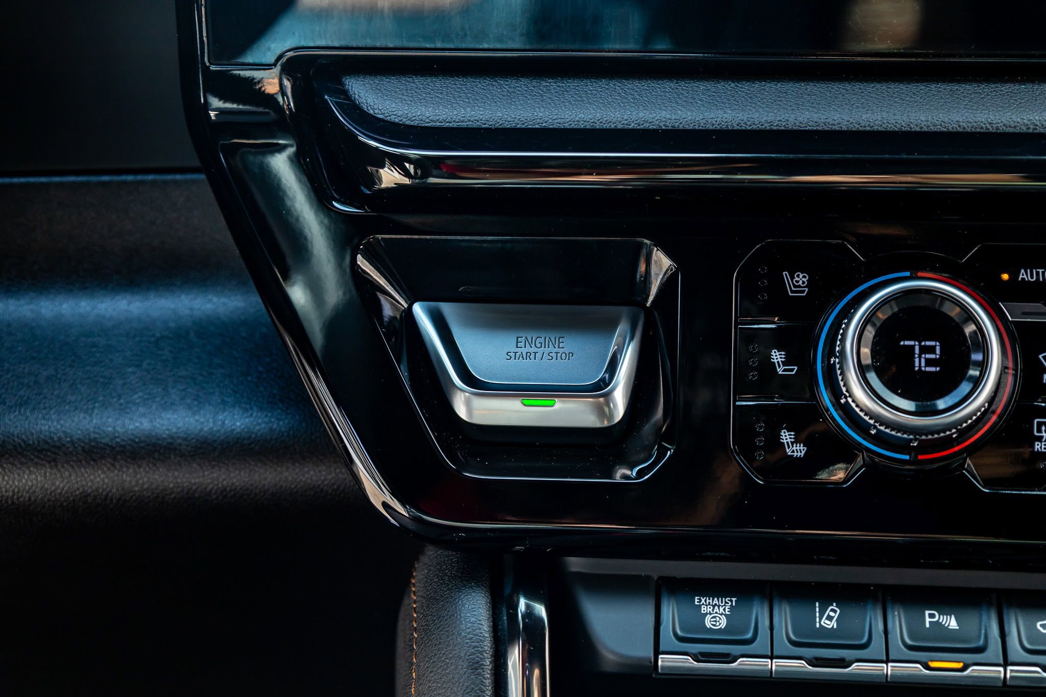 Used 2024 GMC Sierra 2500 AT4 w/ AT4 Premium Plus Package image 22