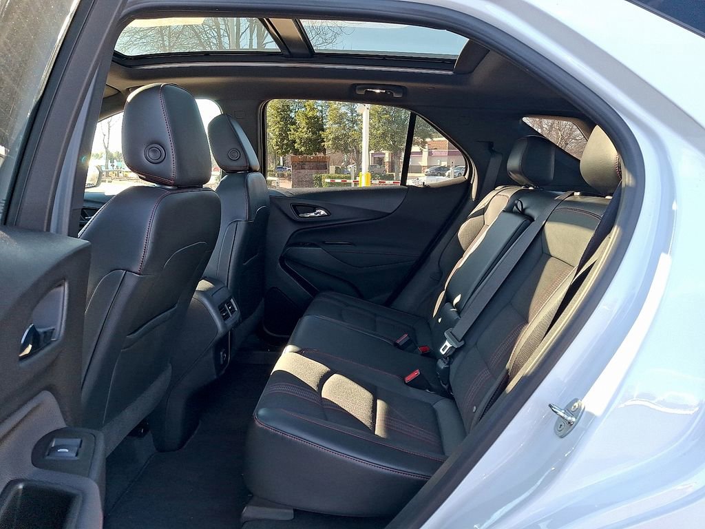 Used 2022 Chevrolet Equinox RS image 10