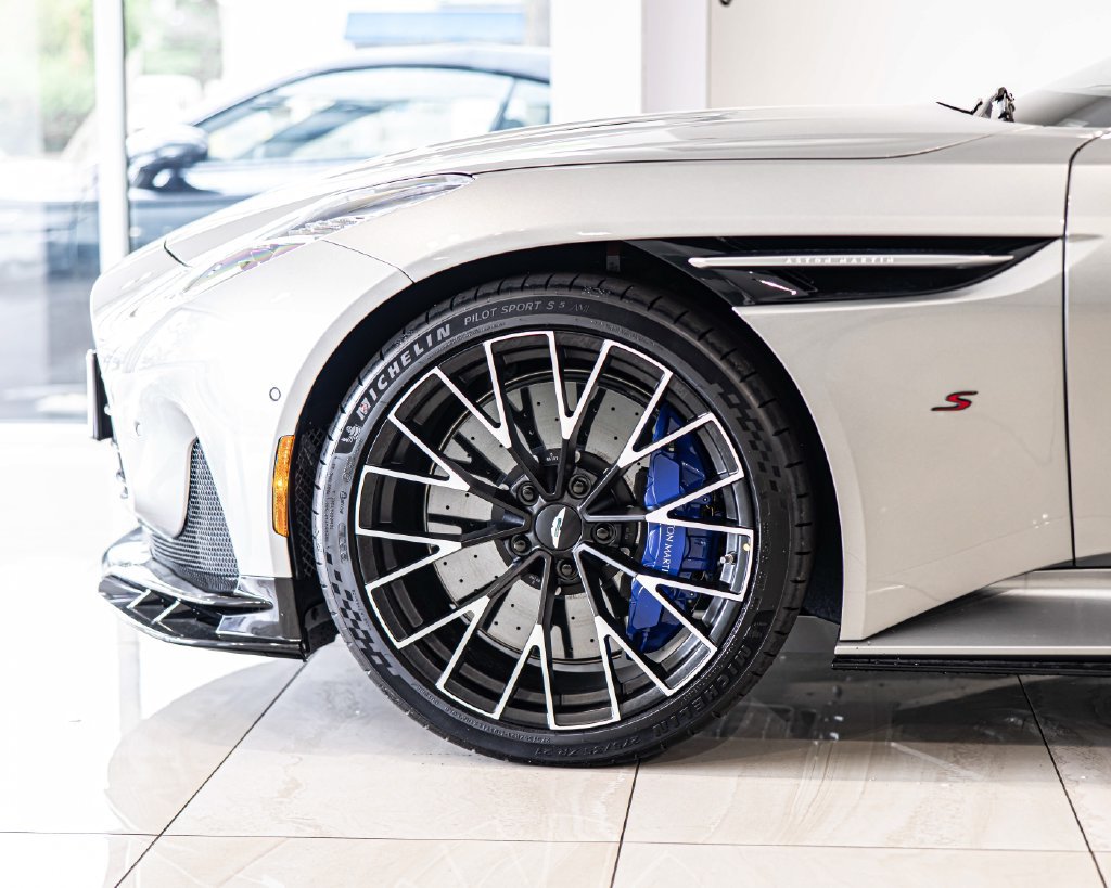 New 2026 Aston Martin DB12 Convertible RWD image 8