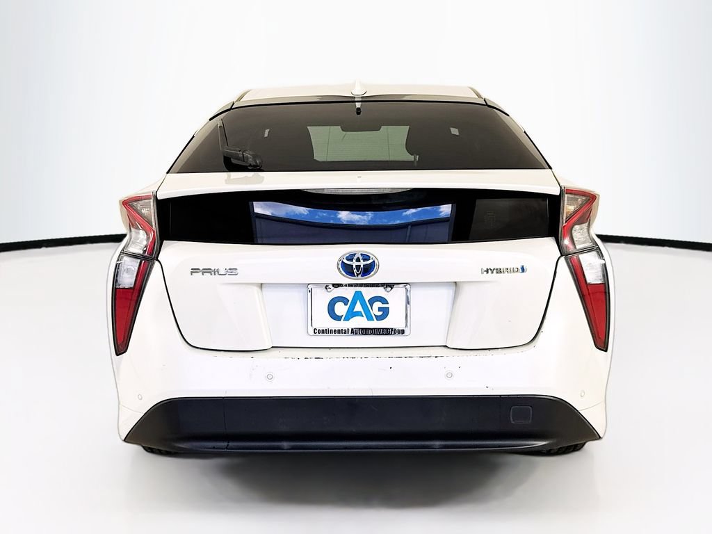Used 2017 Toyota Prius Two w/ Prius Two Safety Plus Package FWD image 6