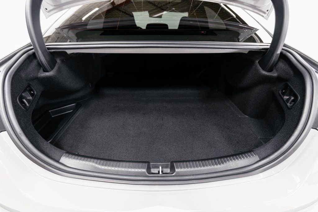 Used 2024 Mercedes-Benz C 63 AMG S image 31