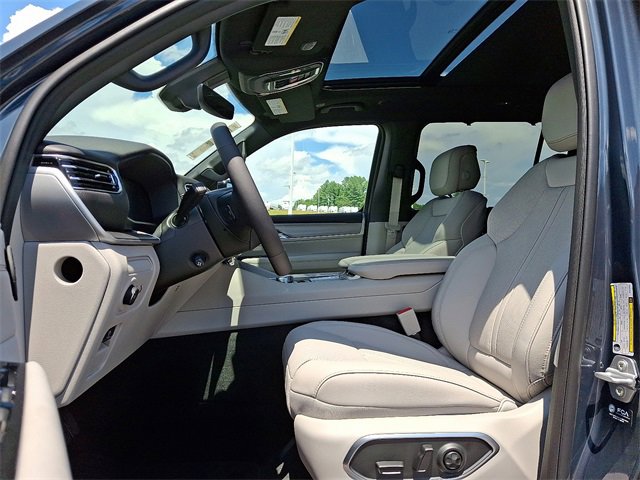 New 2025 Jeep Wagoneer Series III w/ Premium Group I image 6