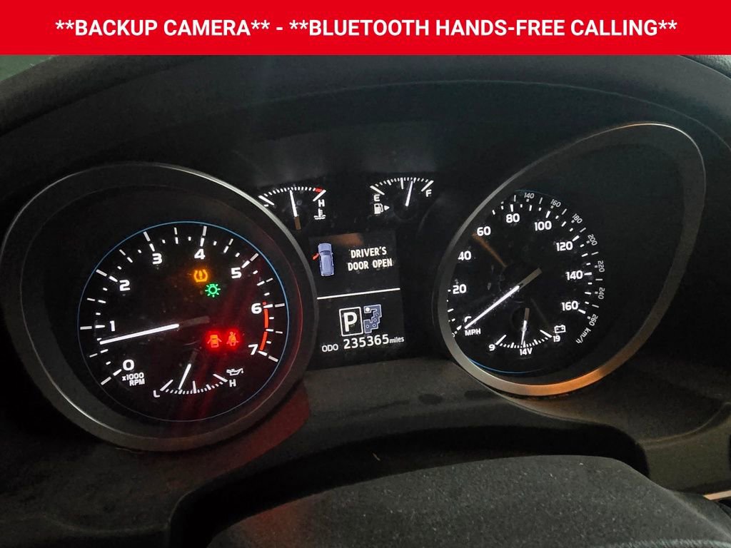 Used 2013 Toyota Land Cruiser image 5