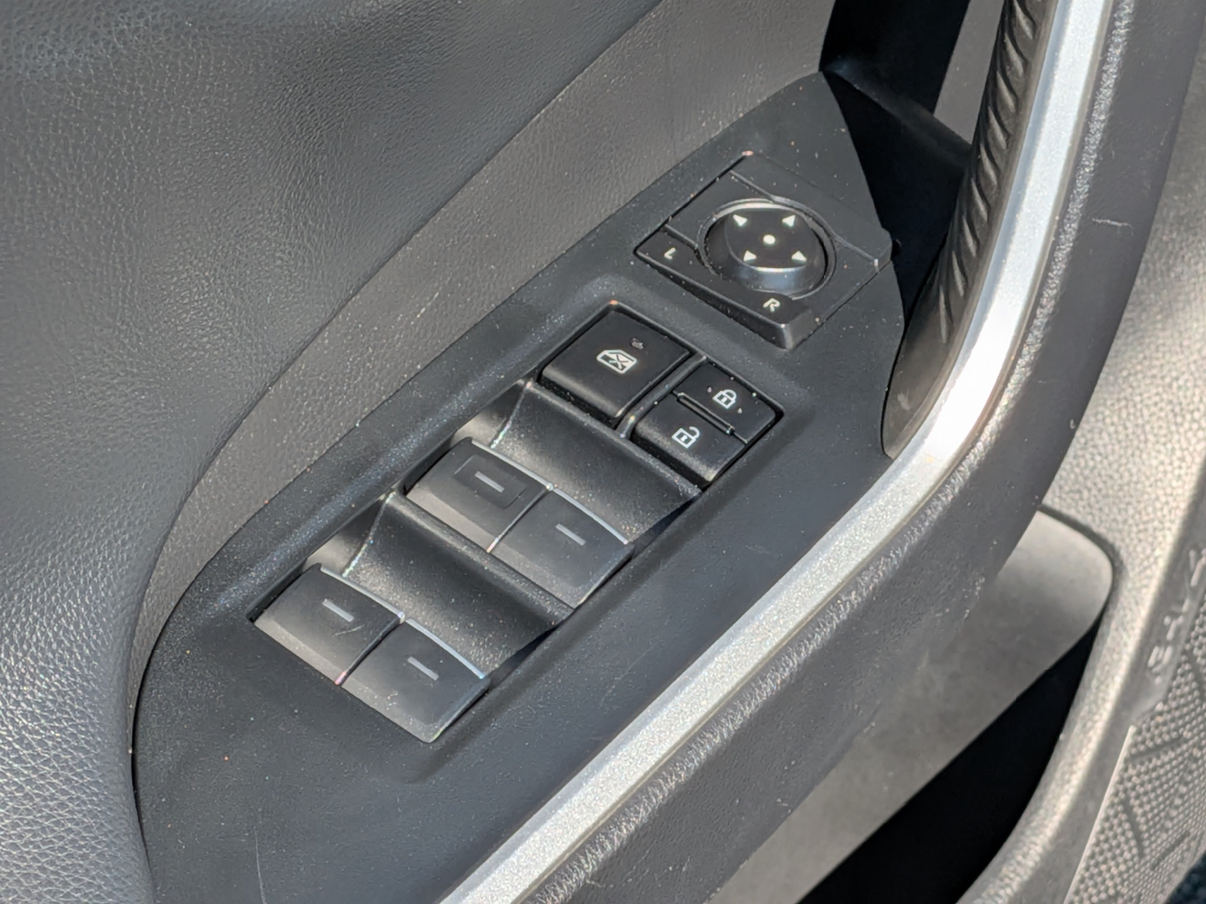 Used 2024 Toyota RAV4 Adventure AWD/4WD image 15