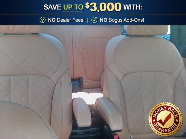 Used 2023 BMW X7 xDrive40i w/ Premium Package AWD/4WD image 23