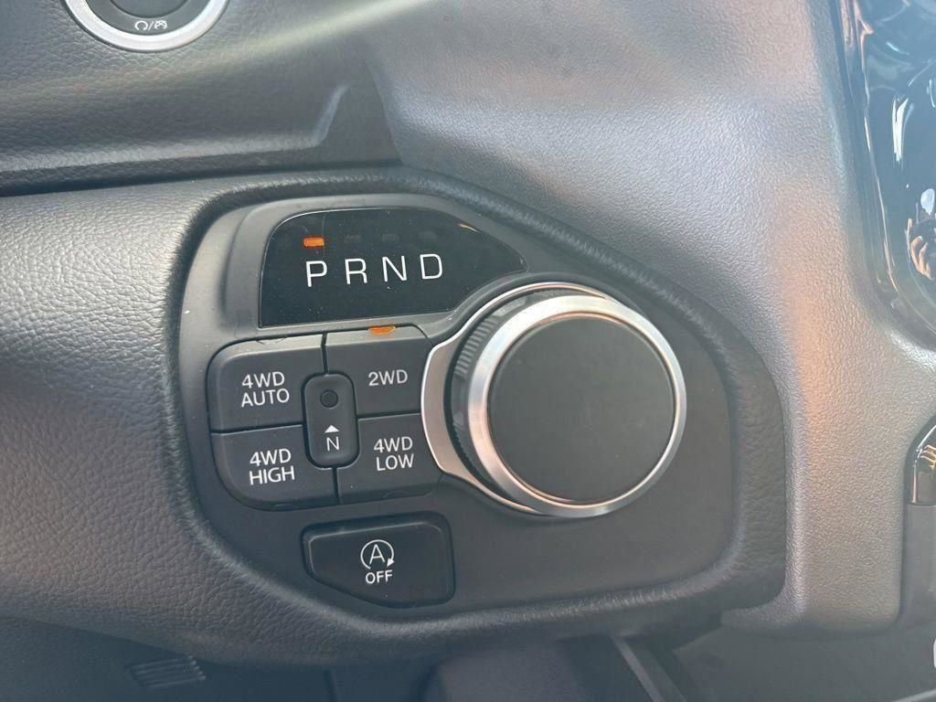 Used 2025 RAM 1500 Lone Star image 14