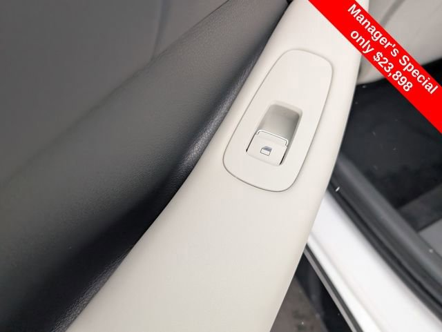 Certified 2024 Hyundai Sonata SEL w/ Convenience Package image 11