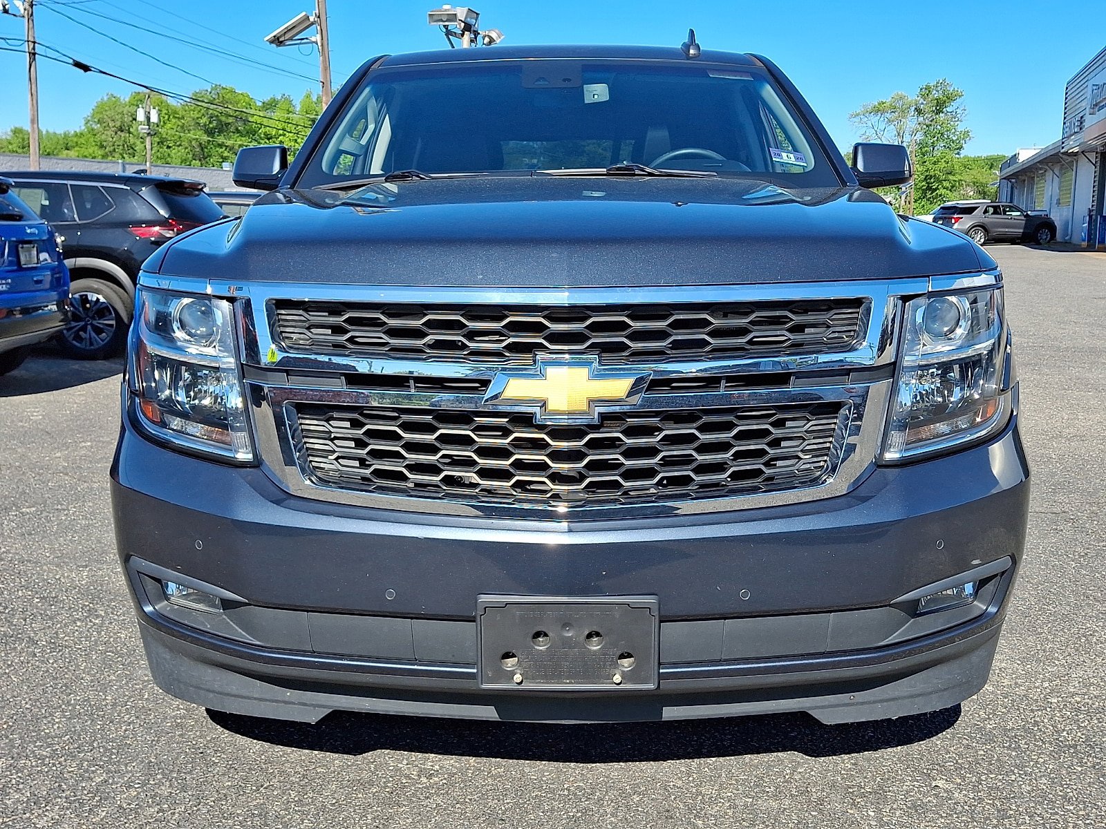 Used 2019 Chevrolet Tahoe LT AWD/4WD image 2
