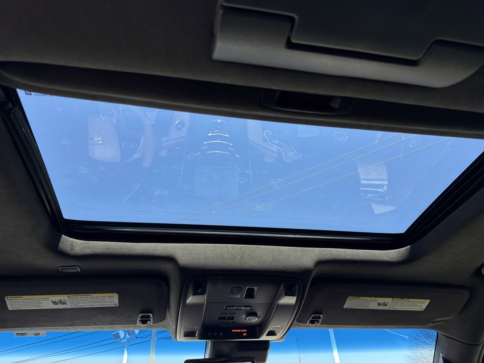 Used 2017 Cadillac Escalade Platinum image 24