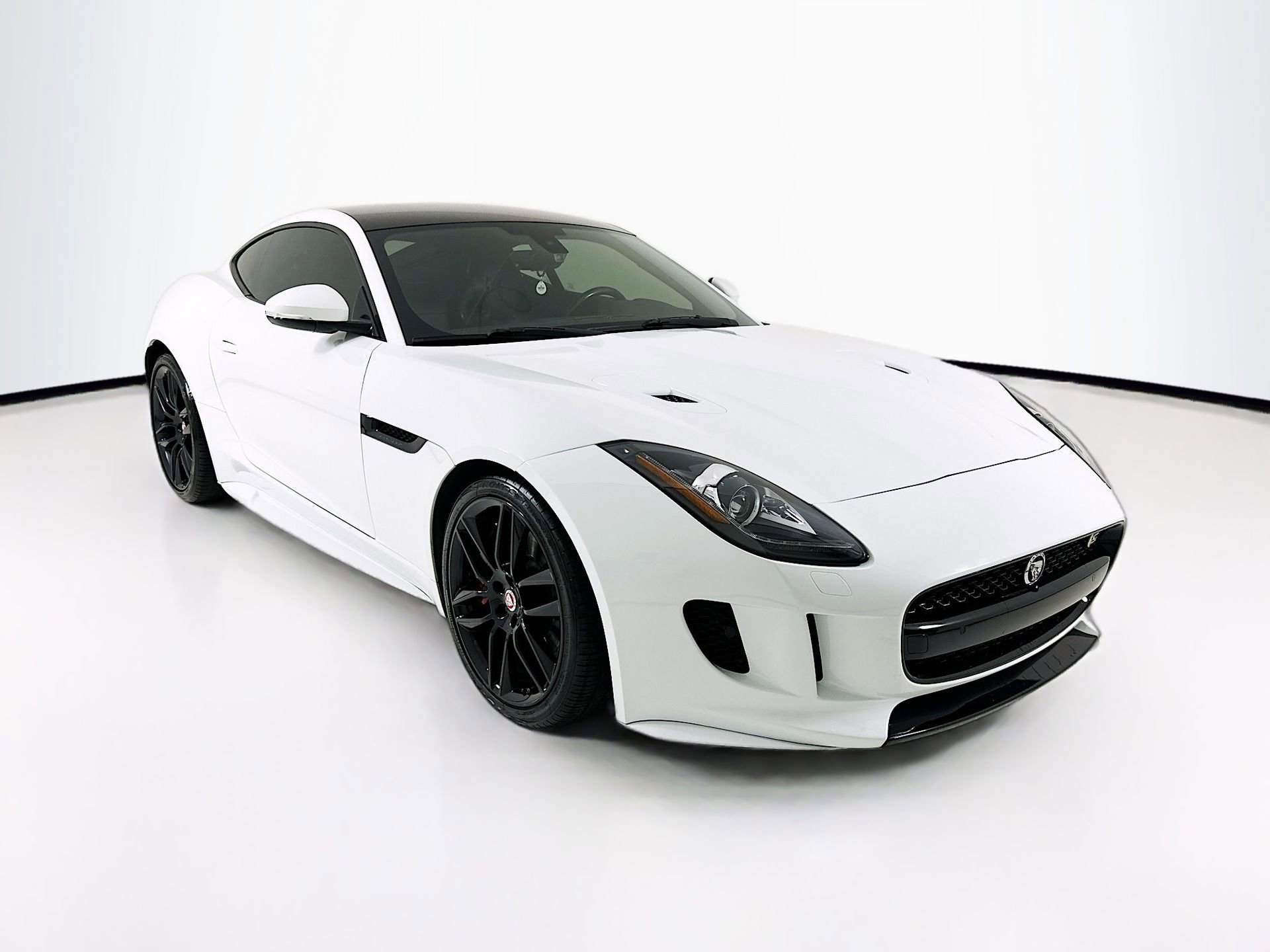 Used 2016 Jaguar F-TYPE S AWD/4WD image 1