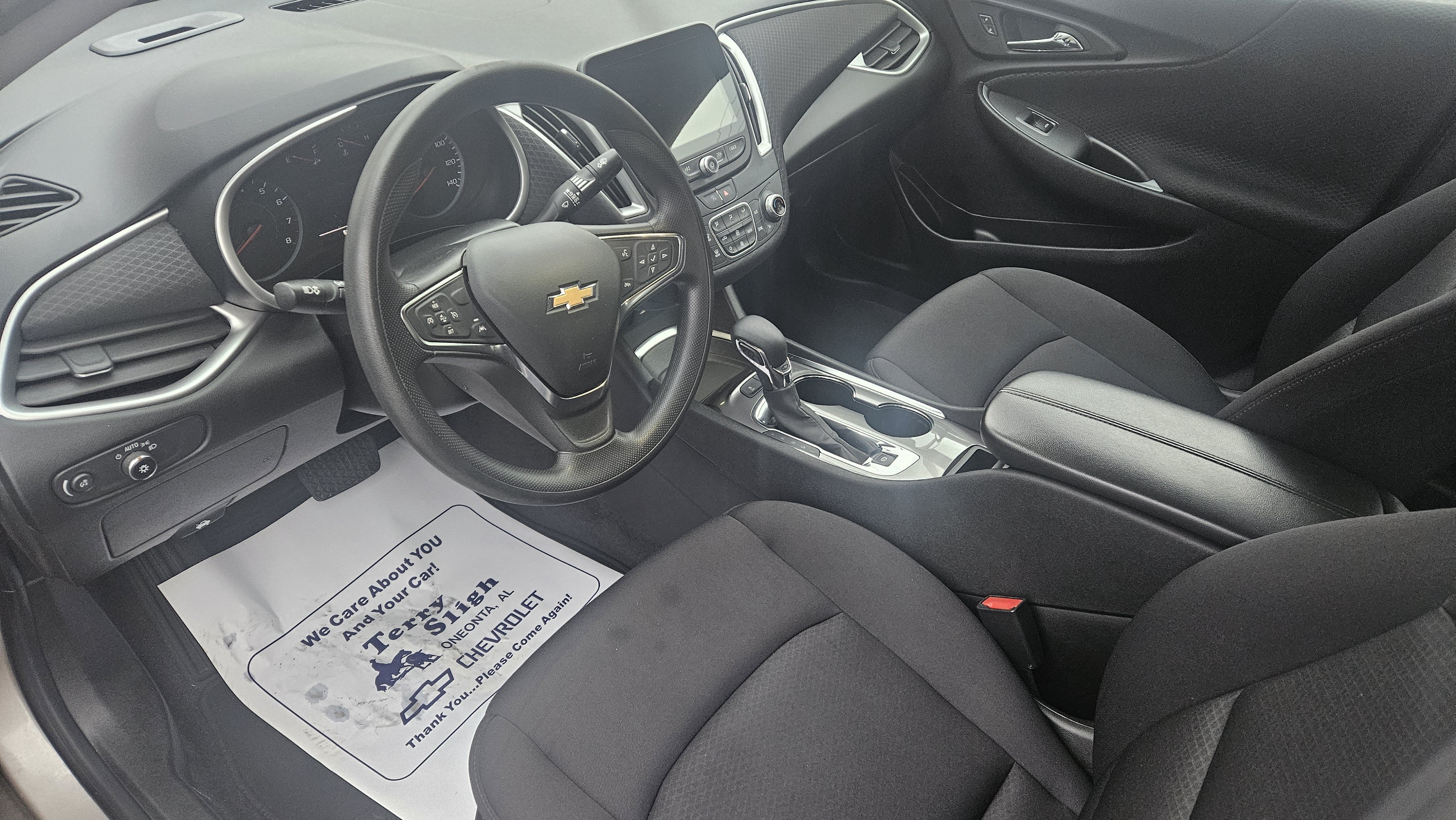 Used 2024 Chevrolet Malibu LT FWD image 10