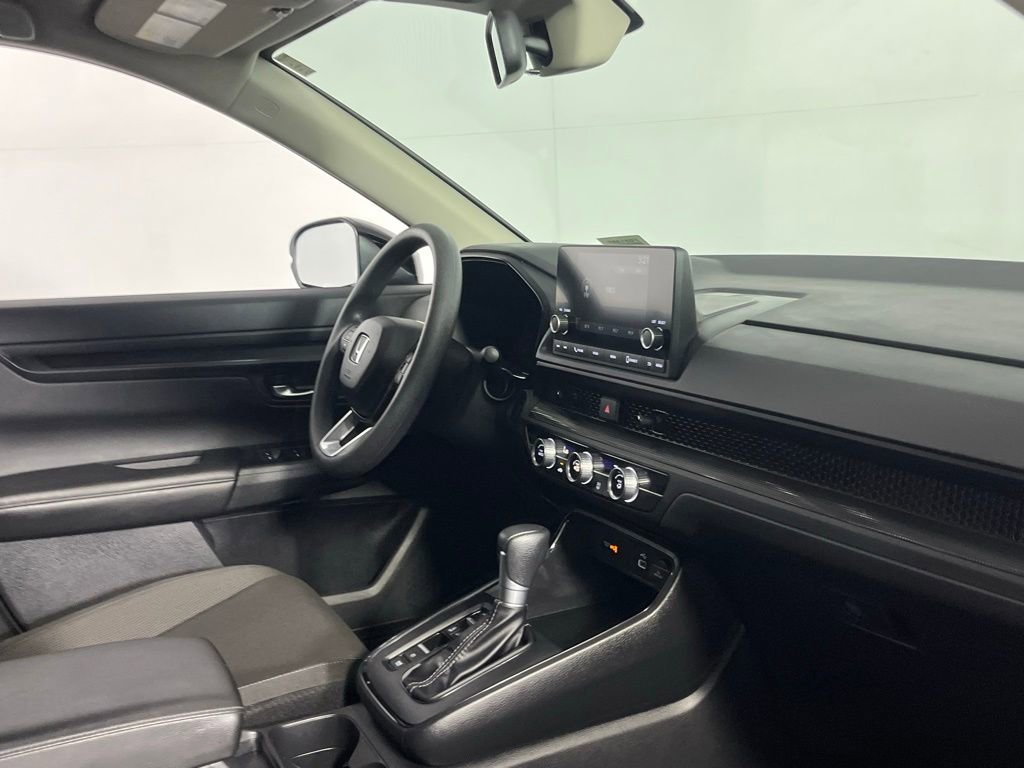 Used 2025 Honda CR-V LX image 31