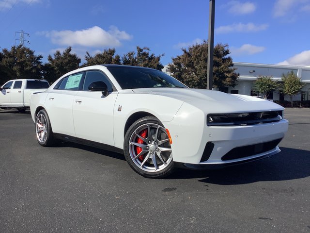 New 2026 Dodge Charger Daytona Scat Pack w/ Track Package AWD/4WD image 2