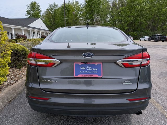 Used 2020 Ford Fusion SE FWD image 5