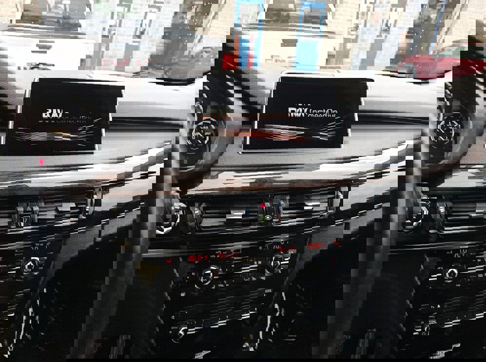 Used 2016 BMW X5 xDrive40e image 13