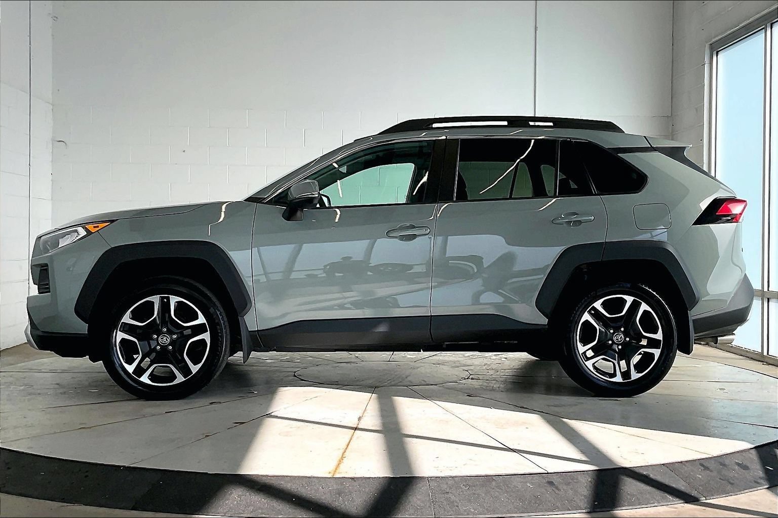 Used 2019 Toyota RAV4 Adventure w/ All Weather Liner Package AWD/4WD image 4