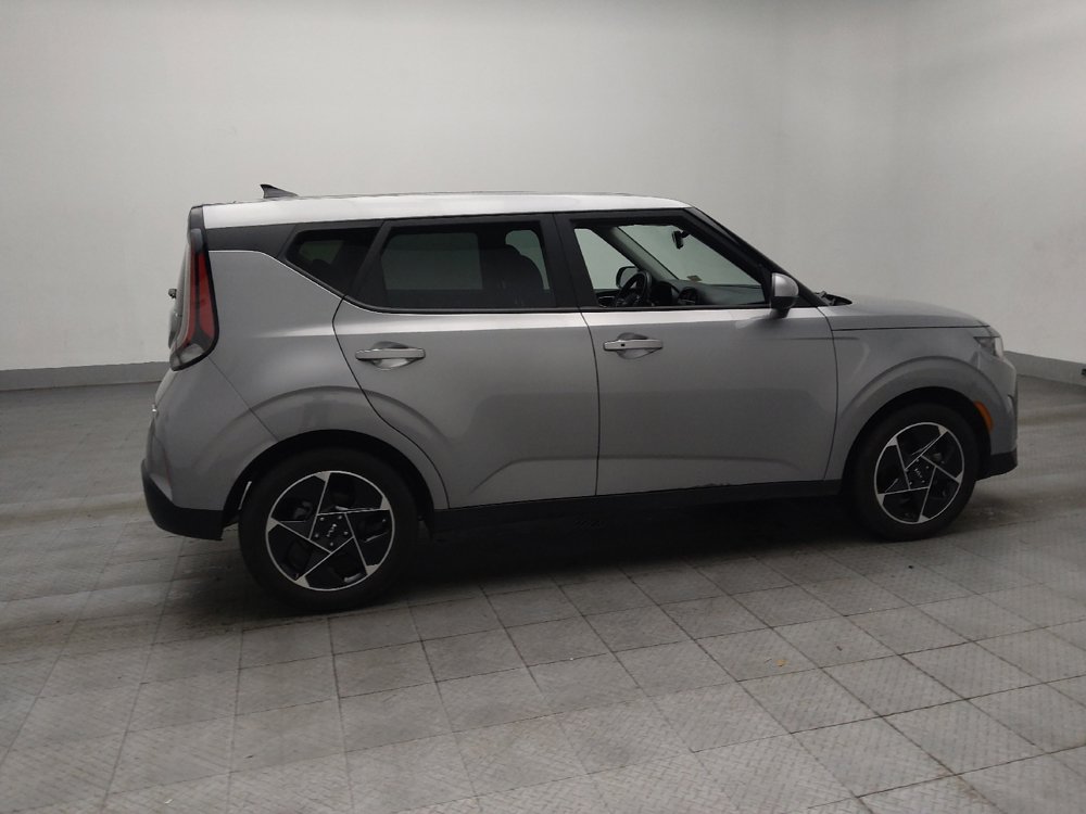 Used 2025 Kia Soul EX image 10