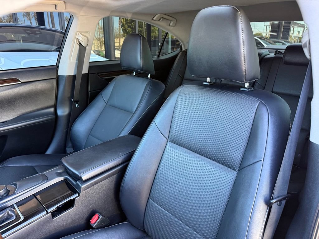 Used 2017 Lexus ES 350 w/ Premium Package FWD image 11