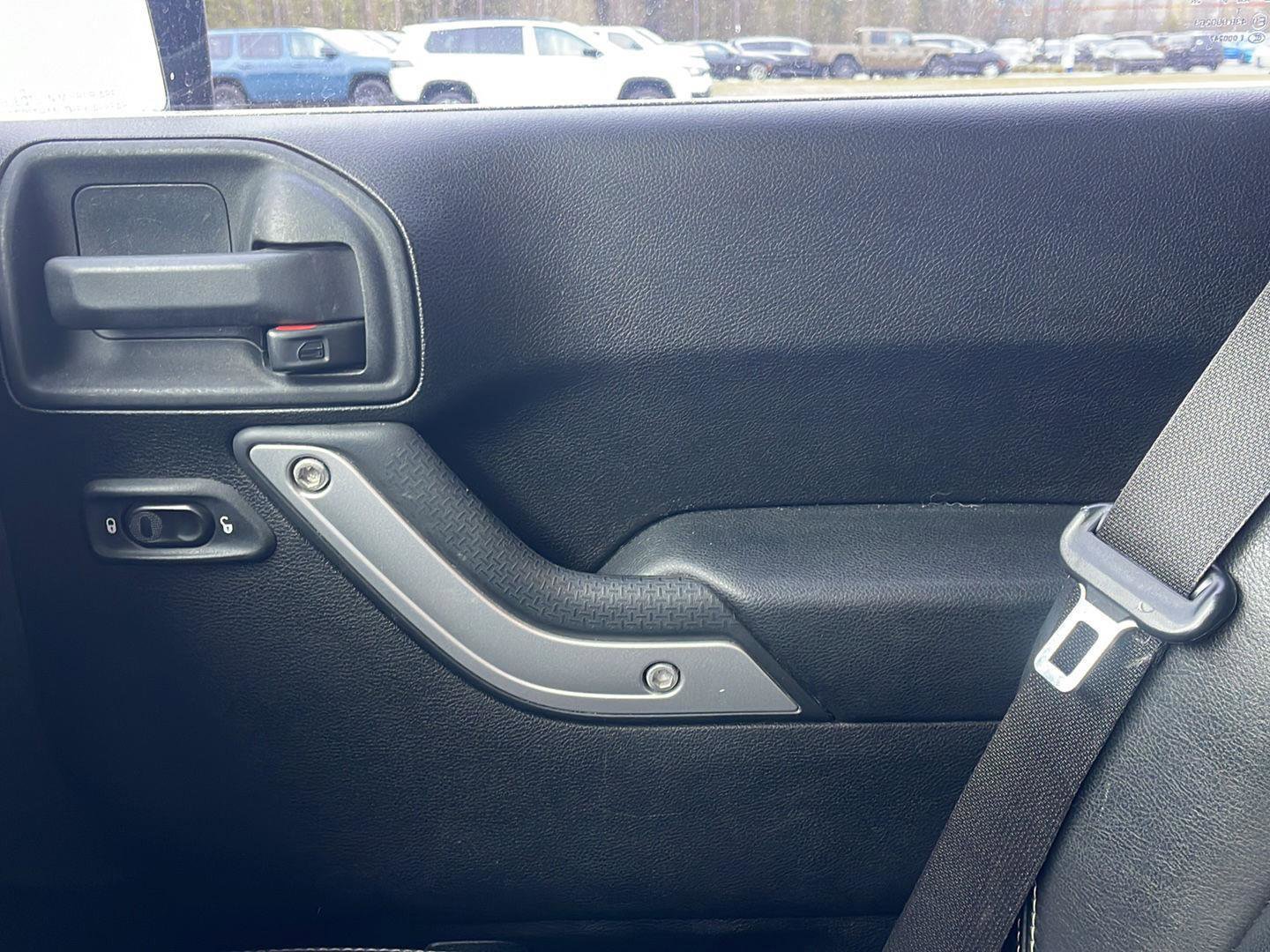 Used 2013 Jeep Wrangler Unlimited Sahara w/ Dual Top Group image 20