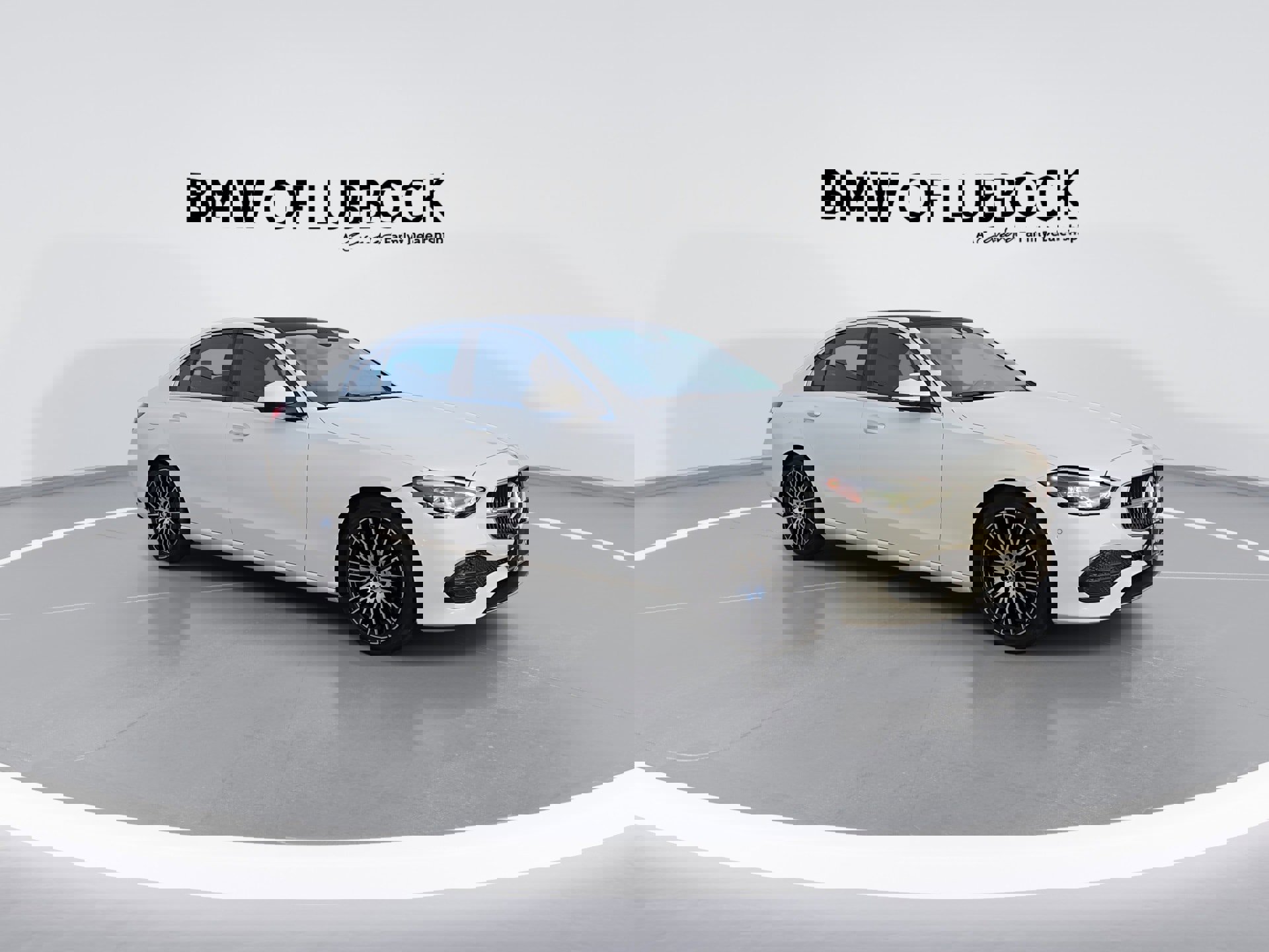 Used 2024 Mercedes-Benz C 300 4MATIC Sedan image 2