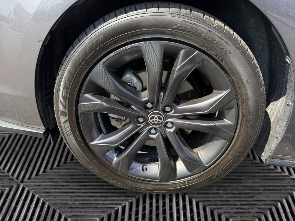 Certified 2022 Toyota Sienna XSE image 14