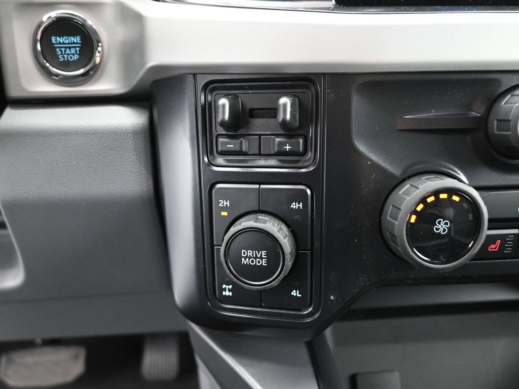 New 2026 Ford F350 XLT w/ XLT Premium Package AWD/4WD image 18