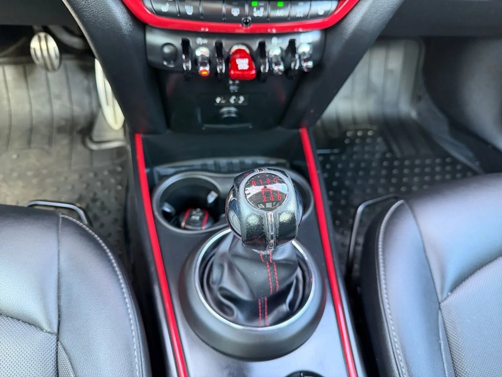 Used 2018 MINI Cooper Countryman FWD image 15