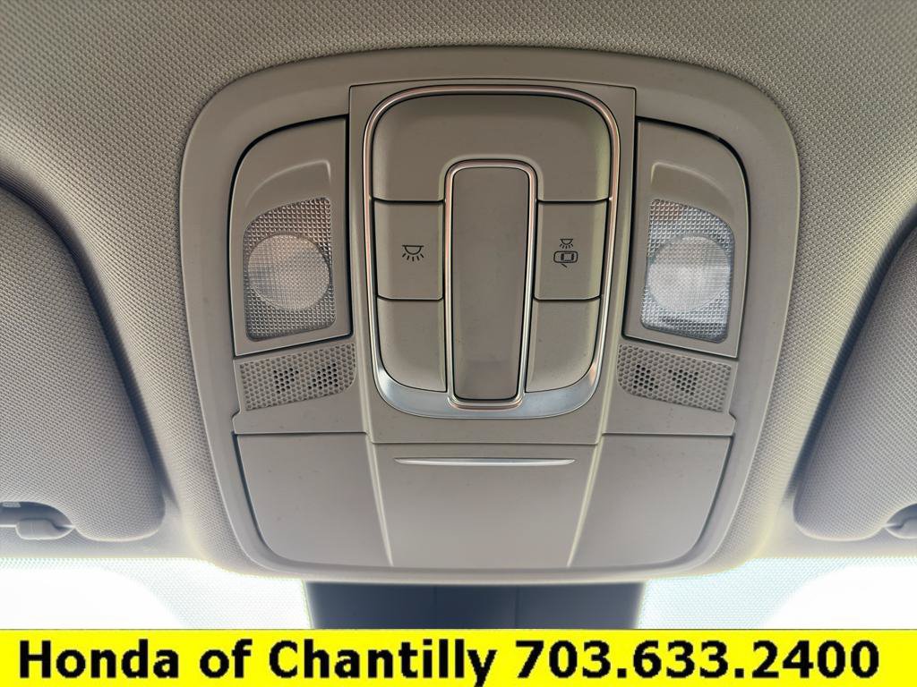 Used 2019 Hyundai Santa Fe SEL AWD/4WD image 18