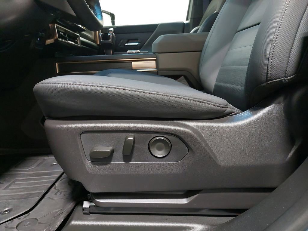 Used 2024 GMC Hummer EV 3X w/ Omega Edition image 29