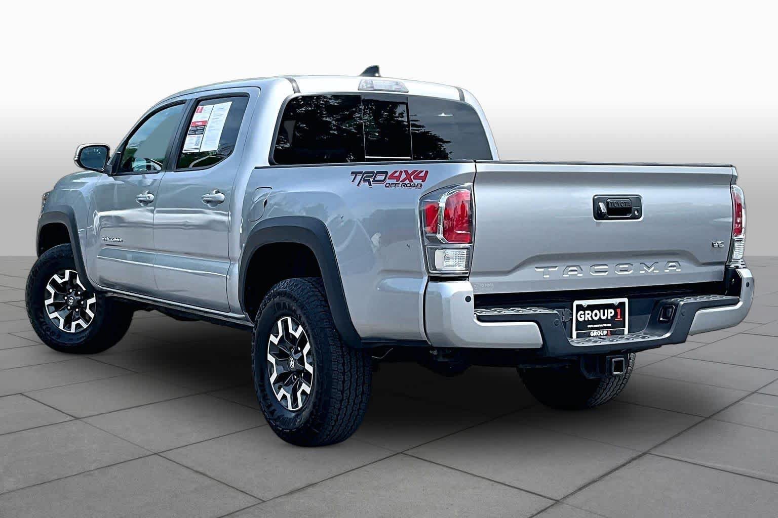 Used 2021 Toyota Tacoma TRD Off-Road w/ Technology Package AWD/4WD image 12