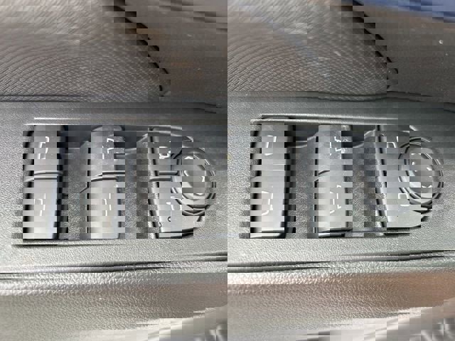 New 2025 Chevrolet Equinox EV LT image 22