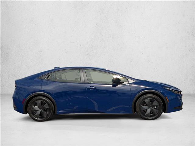 Used 2023 Toyota Prius LE image 4