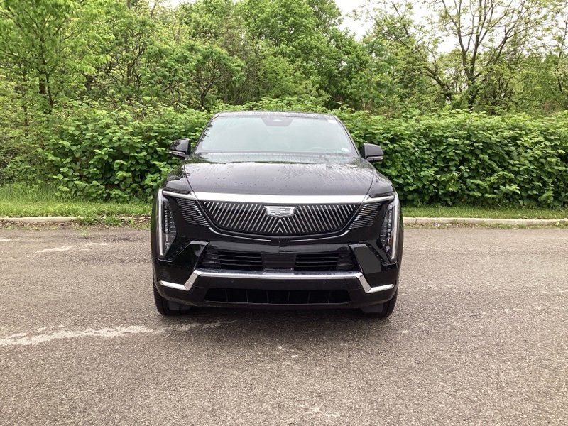 New 2025 Cadillac Escalade IQ Luxury 1 image 2