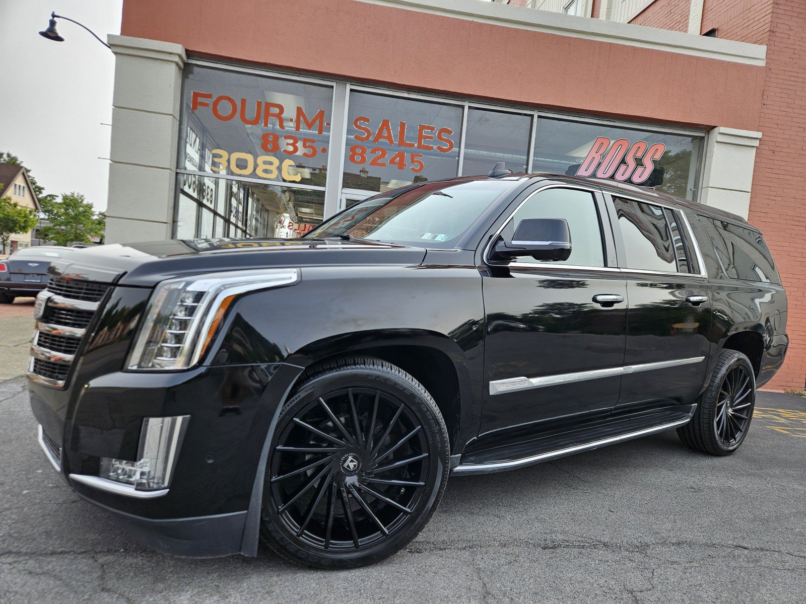 Used 2017 Cadillac Escalade ESV 4WD