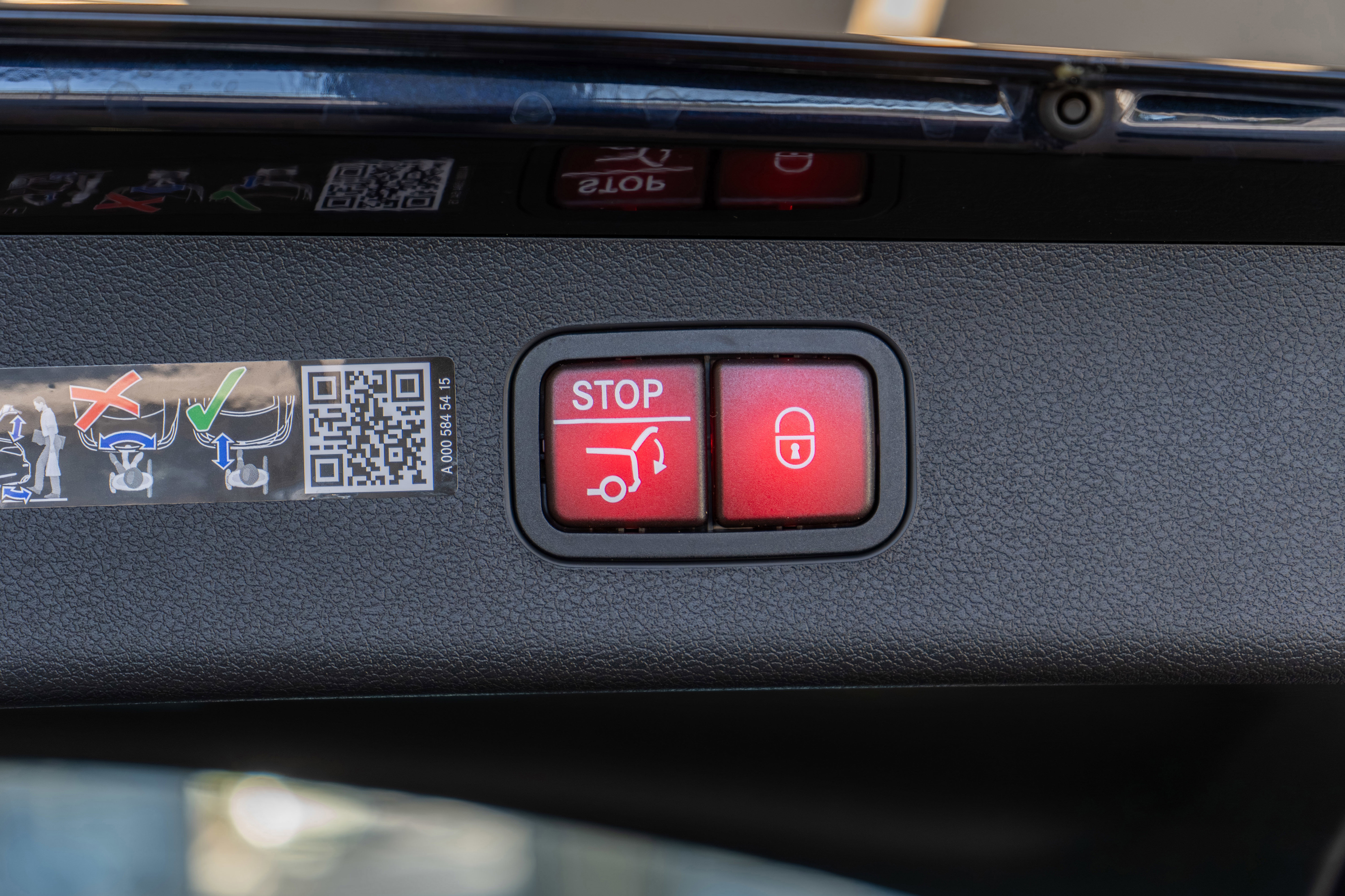 New 2026 Mercedes-Benz E 53 AMG 4MATIC Sedan image 37