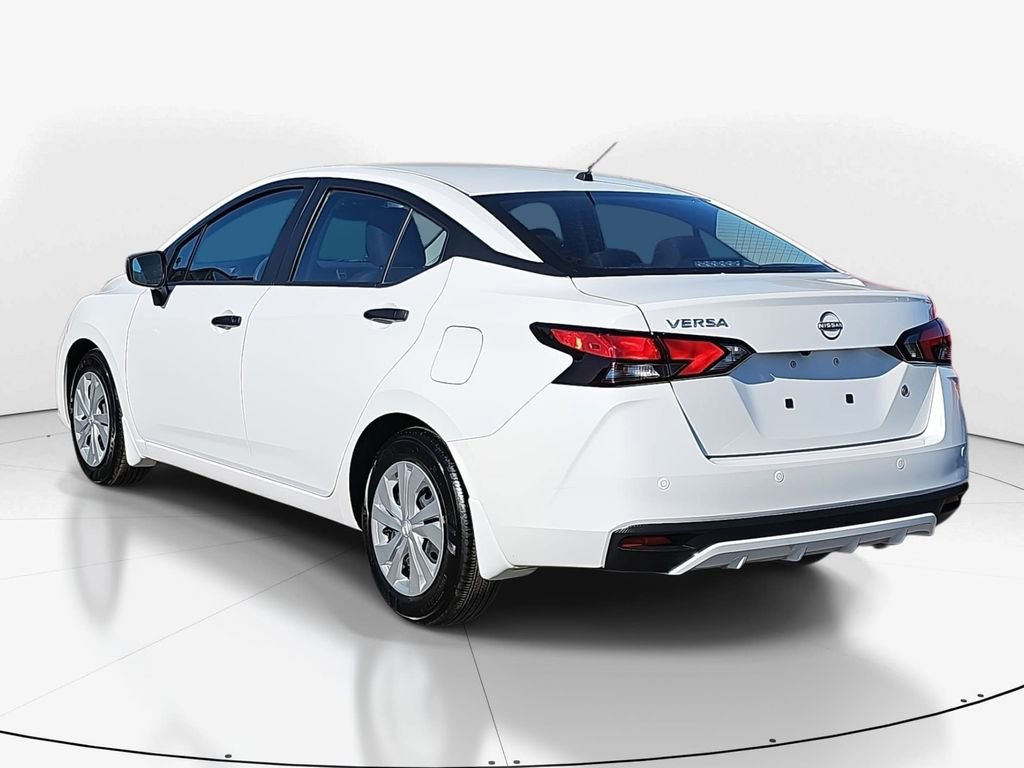 Used 2025 Nissan Versa S w/ Trunk Package image 7