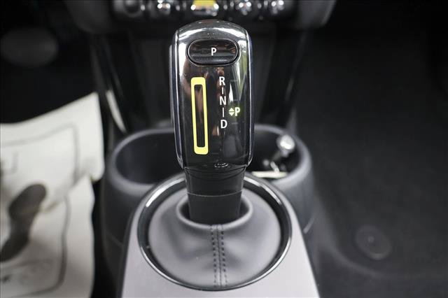 Used 2024 MINI Cooper SE w/ Signature Upholstery Package FWD image 20