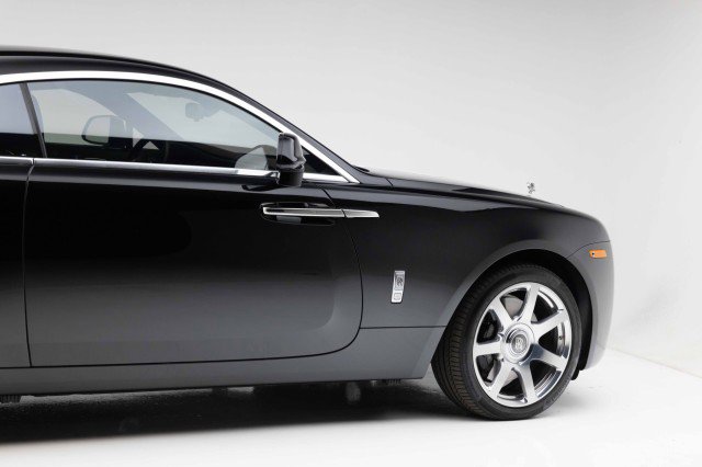 Used 2015 Rolls-Royce Wraith image 31