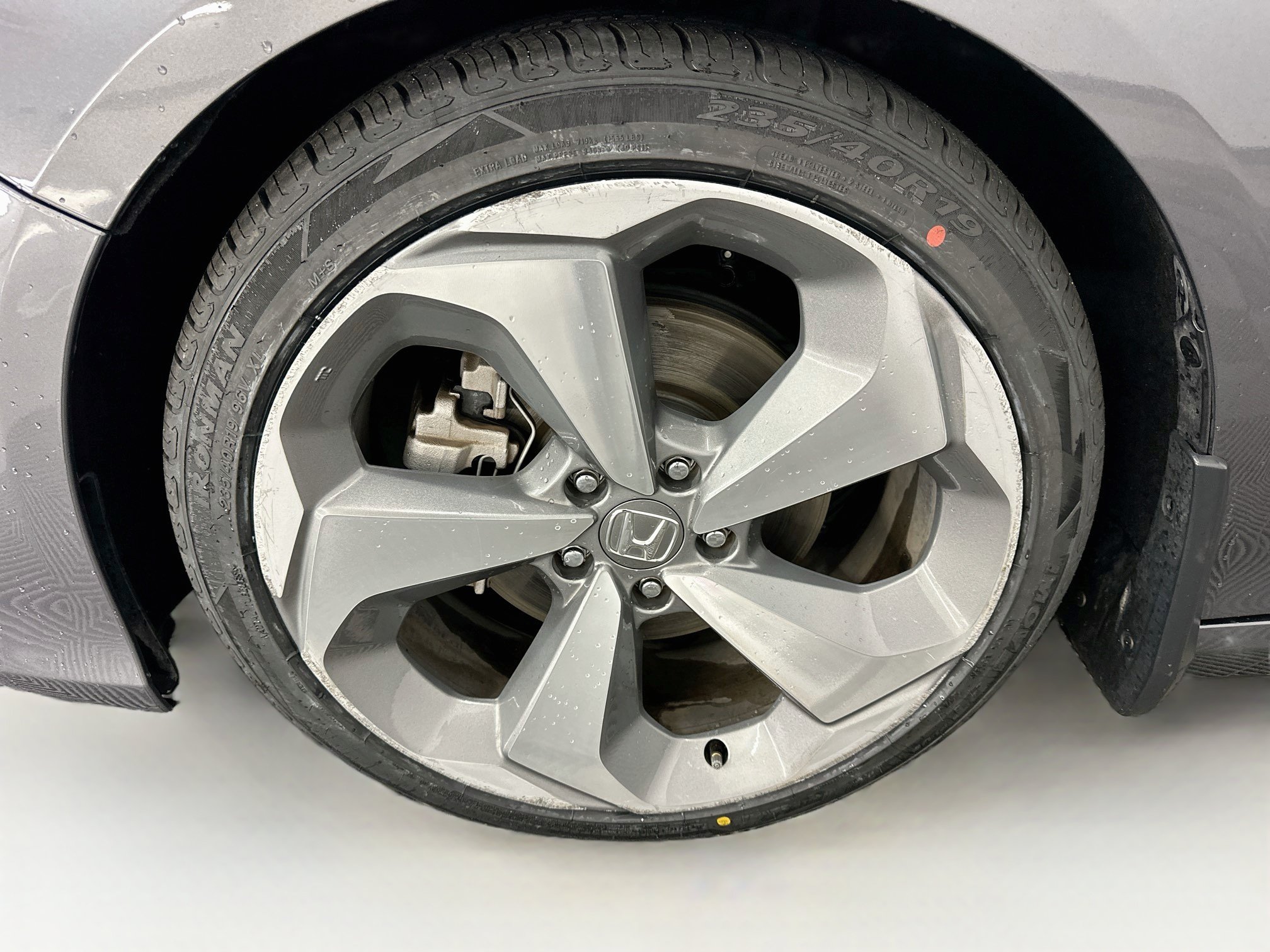Used 2019 Honda Accord Touring image 36