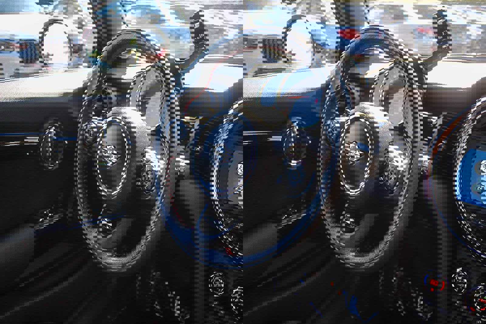 Used 2019 MINI Cooper S w/ Premium Package image 13